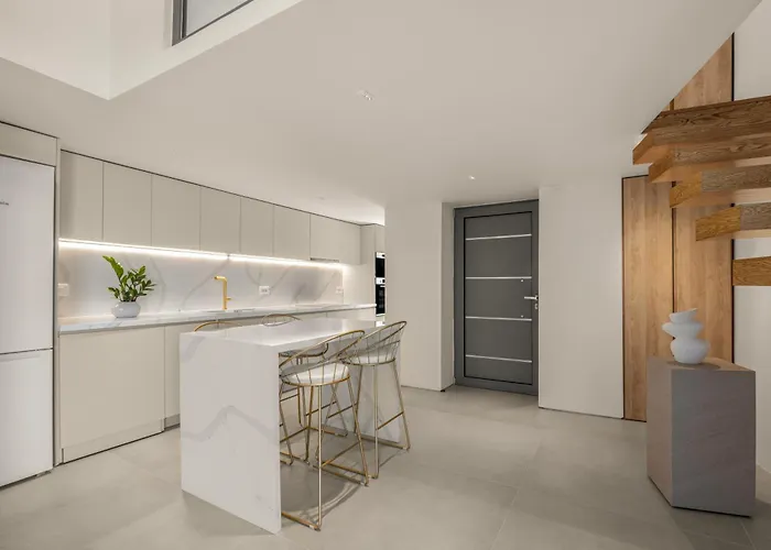 Luxury In Simplicity , Nature's Touch , Mezzanine